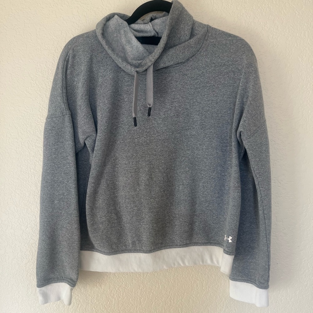 Xs Gray and white under armor jacket